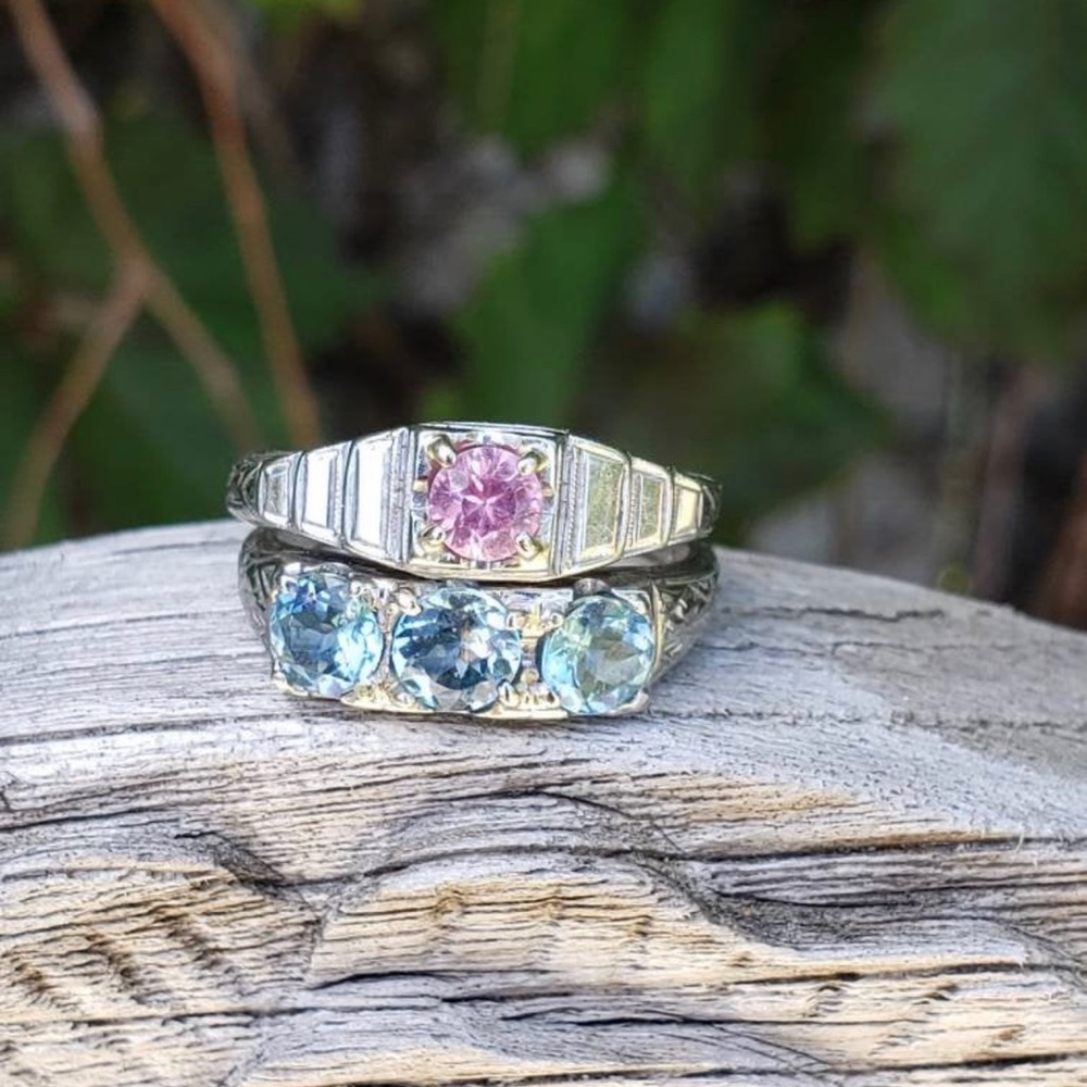 Solid 18k white gold vintage Art Deco filigree pink Saphire ring